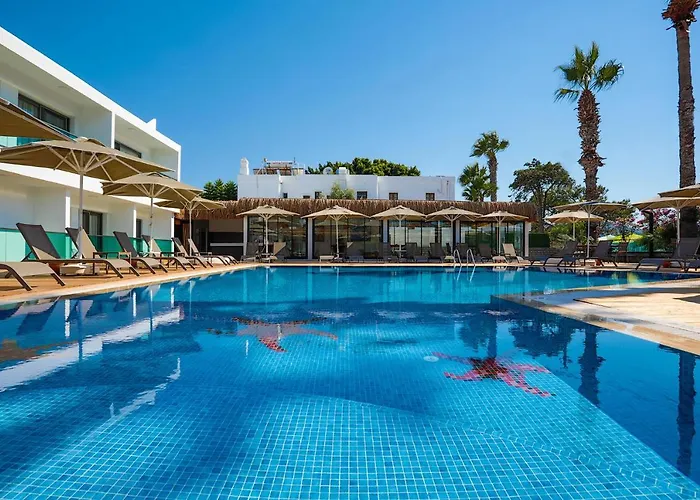 Hotel Anemon Kent 4*