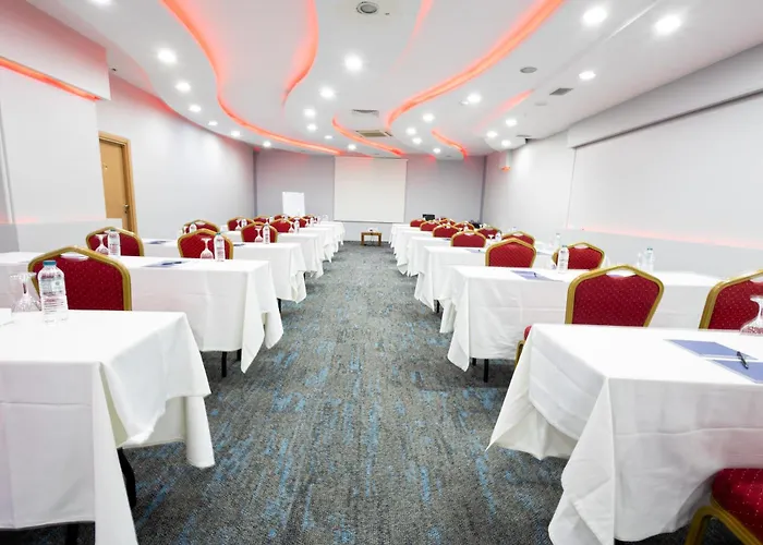 Anemon Kent Hotel